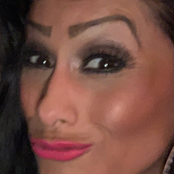 Meet your Posher, Patty - Picture 15 of 16